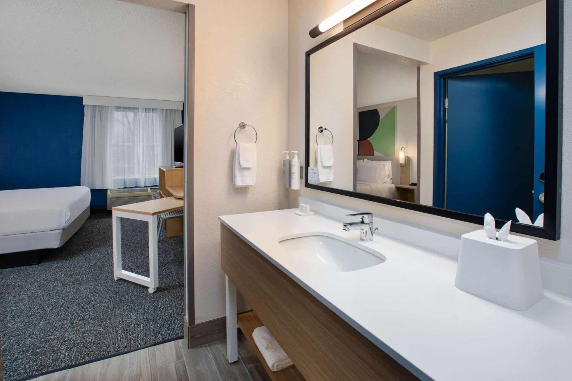 Spark By Hilton Walker Grand Rapids North Dış mekan fotoğraf