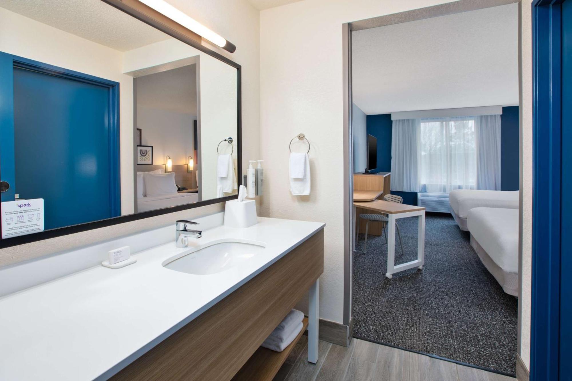 Spark By Hilton Walker Grand Rapids North Dış mekan fotoğraf